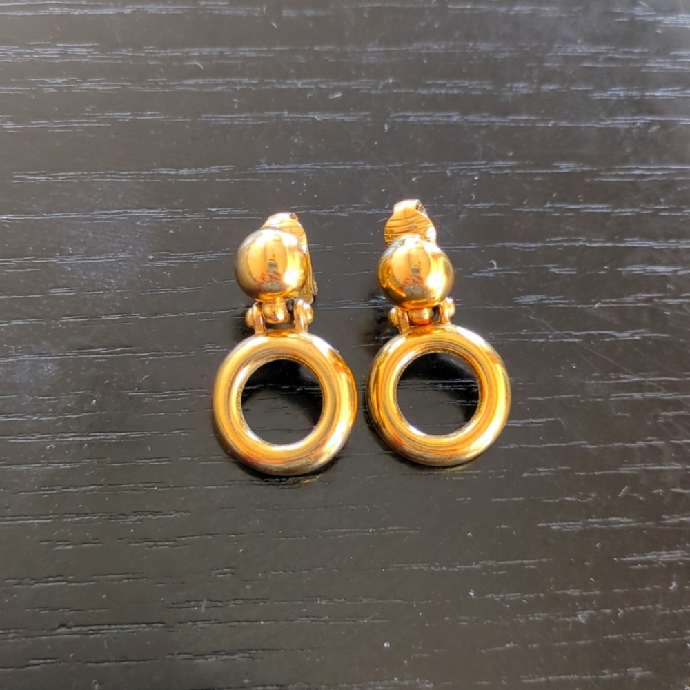 Gold tone hoop clip-on earrings
